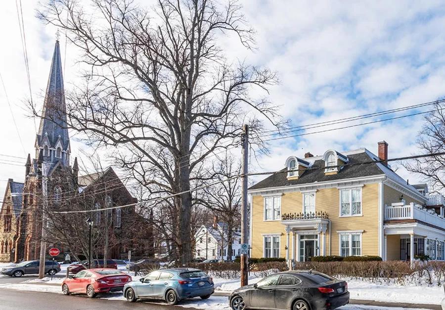 Fitzroy Hall Charlottetown Eksteriør bilde