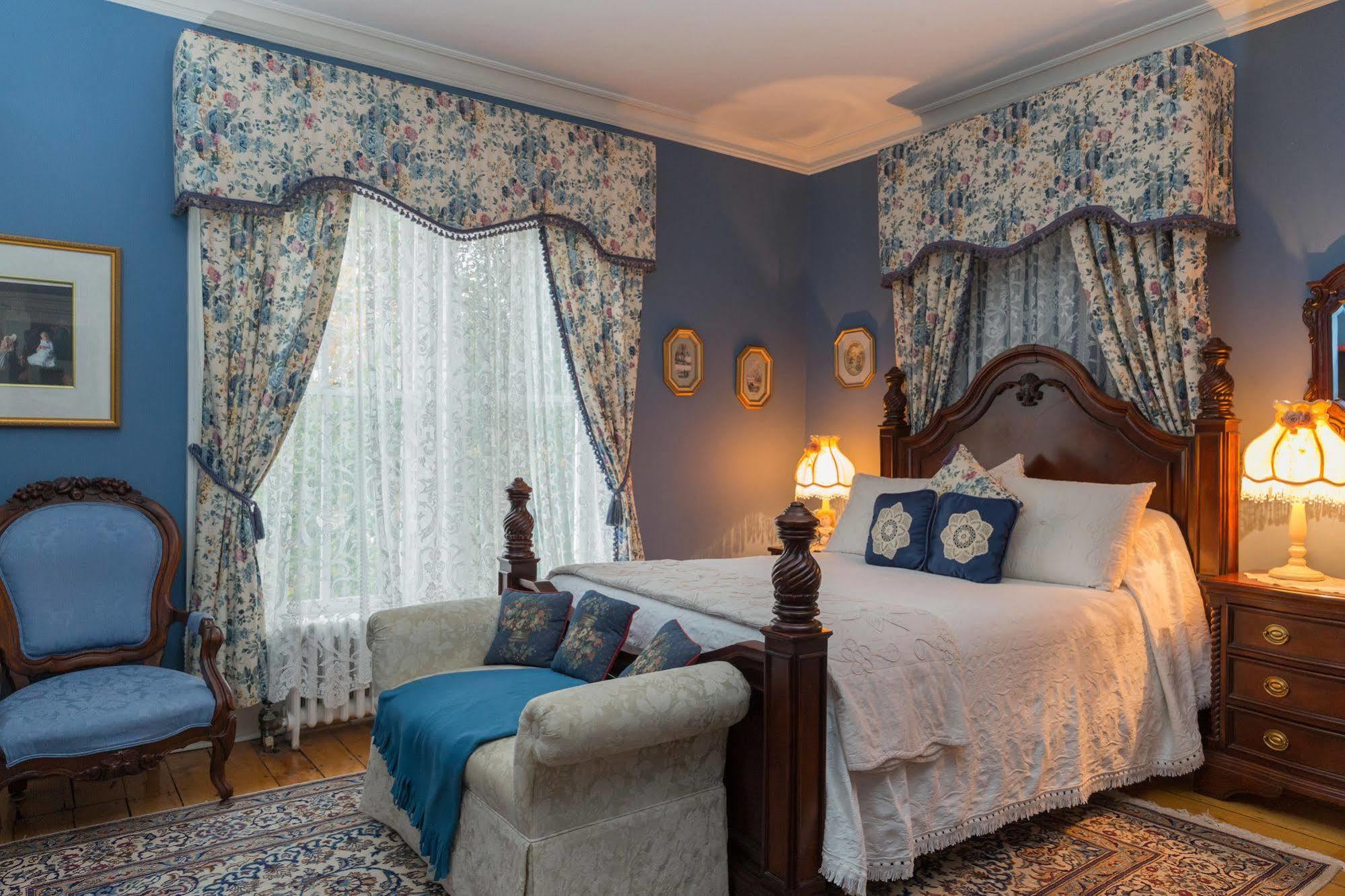 Fitzroy Hall Charlottetown Eksteriør bilde